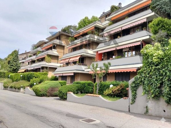 appartamento in vendita a Luvinate