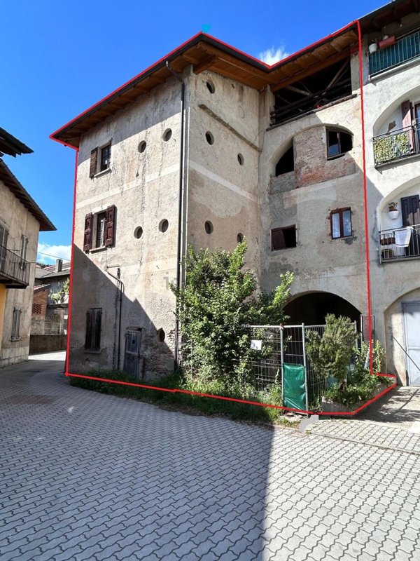 appartamento in vendita a Luvinate