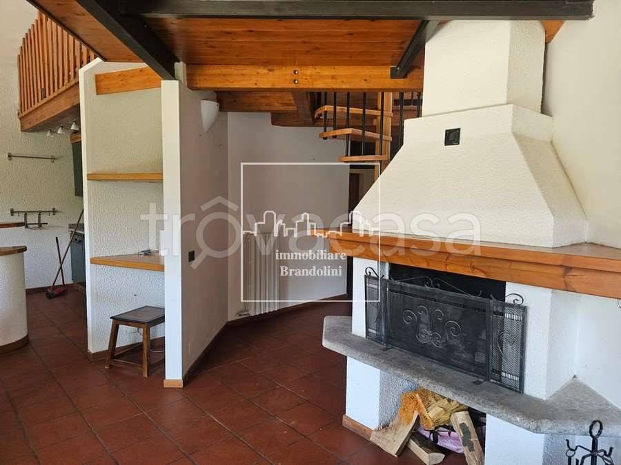 appartamento in vendita a Luvinate