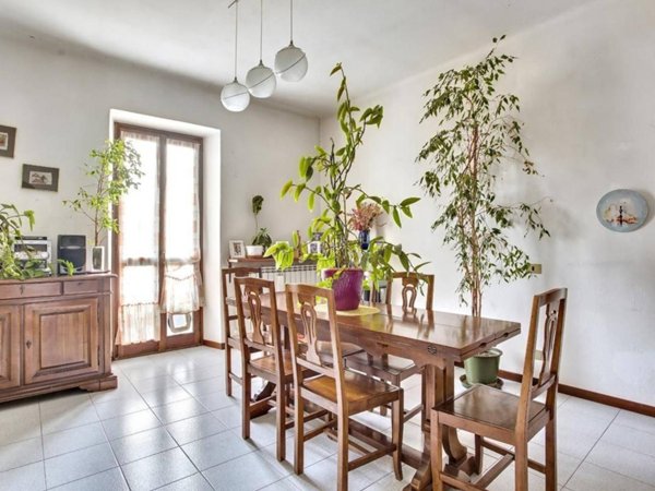 casa indipendente in vendita a Luvinate