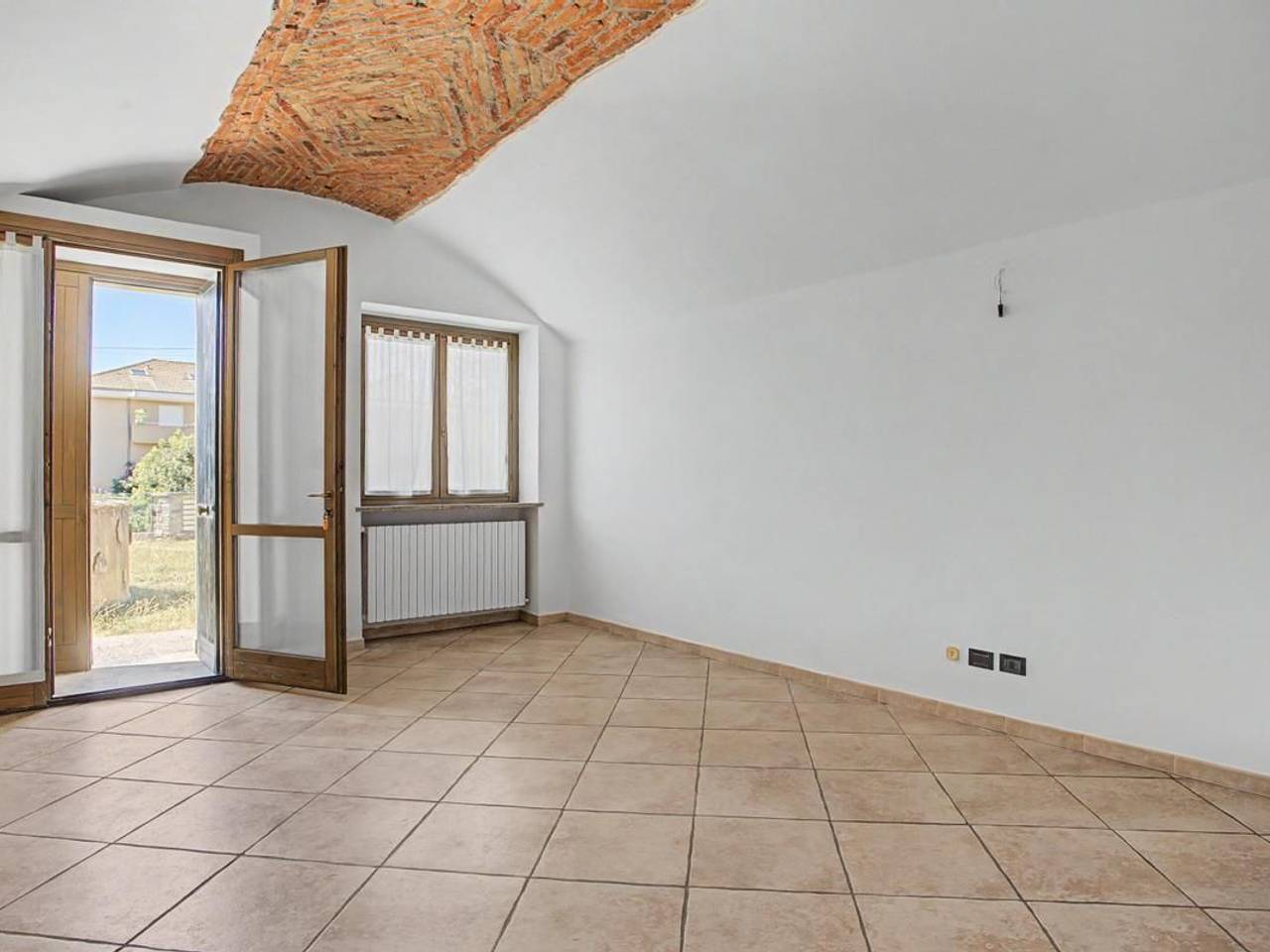 appartamento in vendita a Luvinate