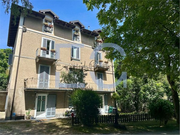 appartamento in vendita a Luvinate