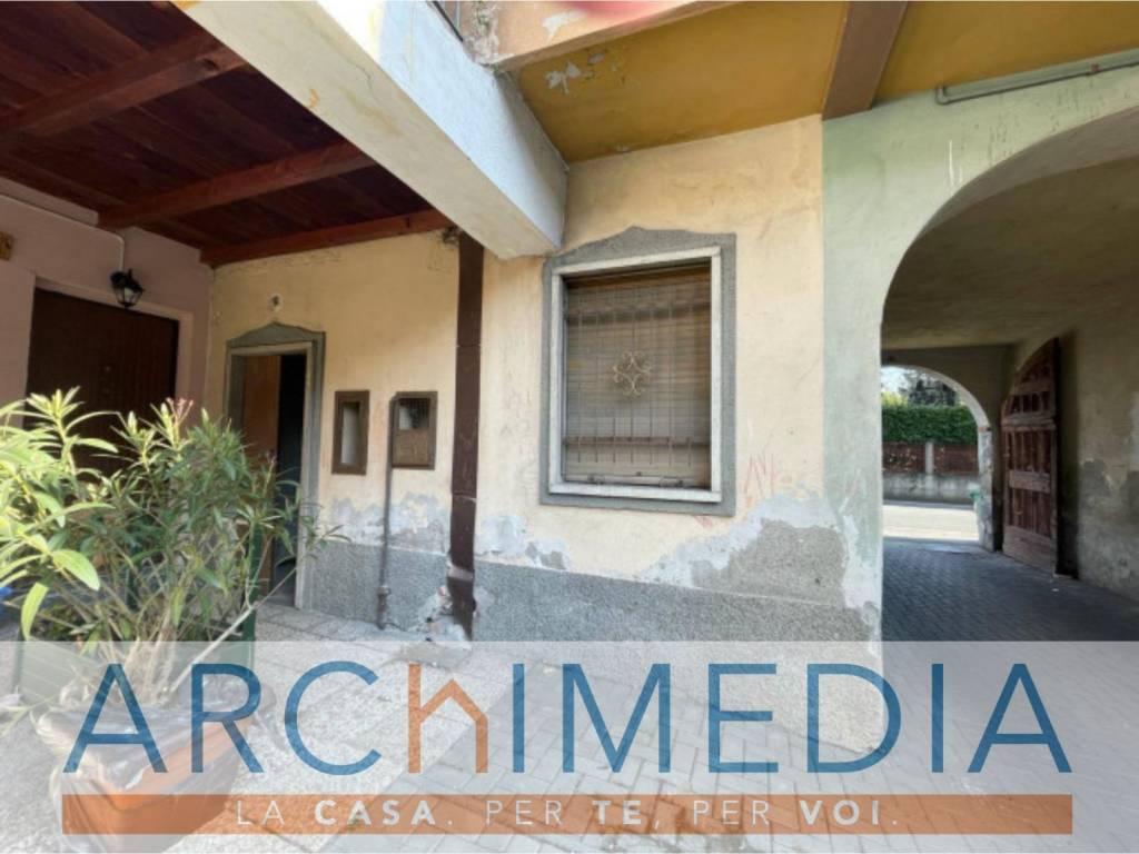 appartamento in vendita a Malnate