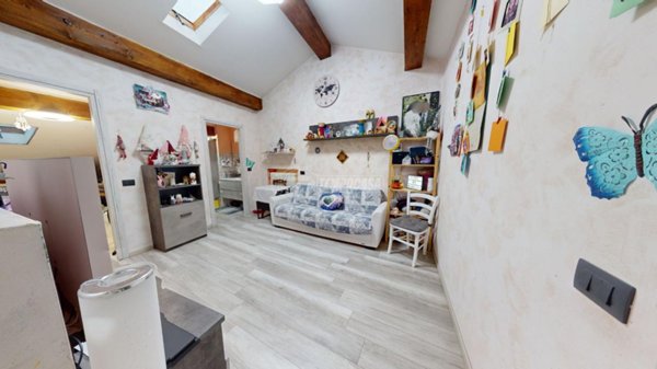 appartamento in vendita a Malnate