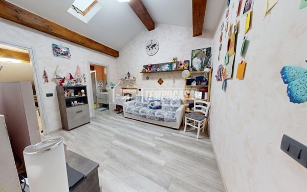 appartamento in vendita a Malnate