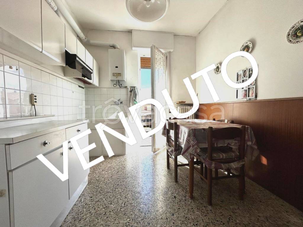 appartamento in vendita a Malnate