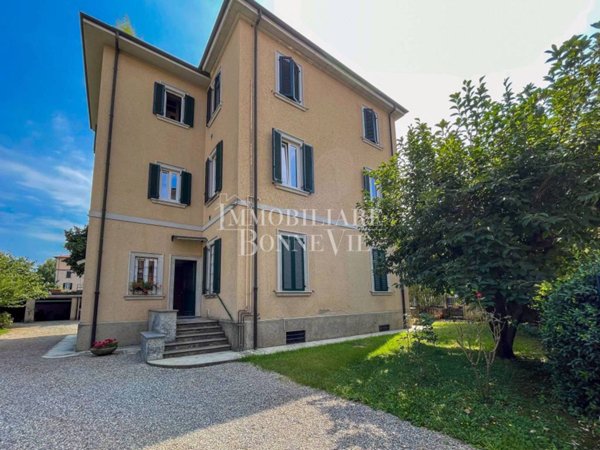 appartamento in vendita a Malnate