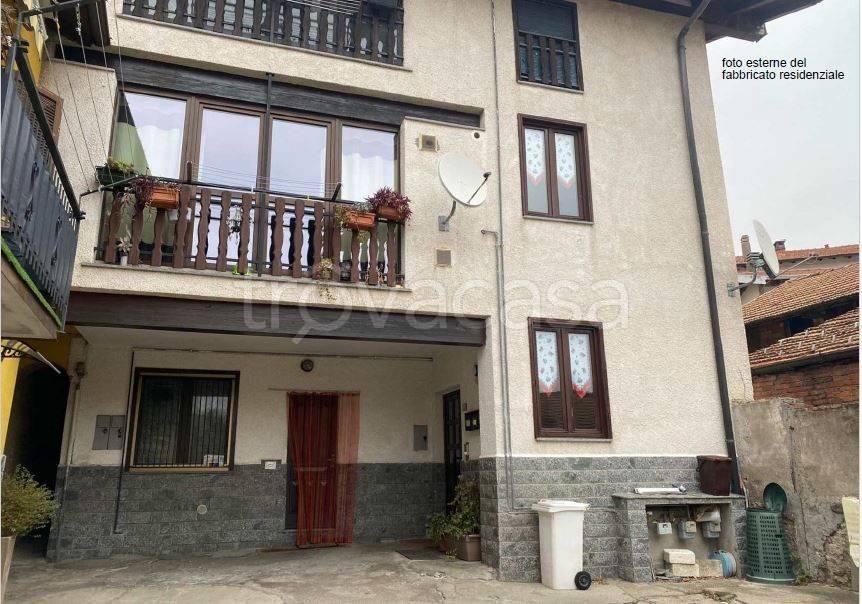 appartamento in vendita a Malnate in zona San Salvatore