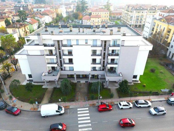 appartamento in vendita a Malnate