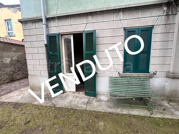appartamento in vendita a Malnate