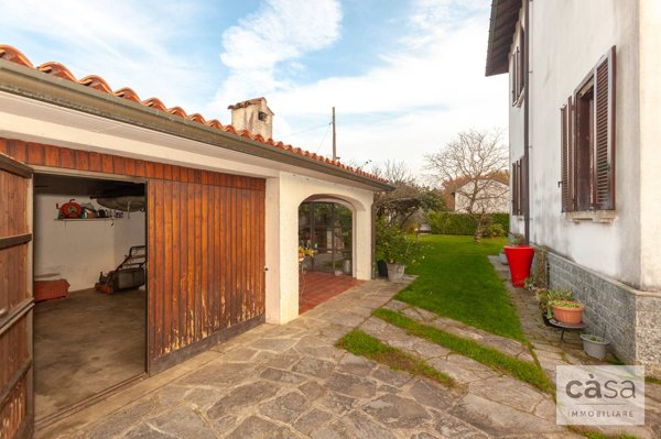casa indipendente in vendita a Malnate