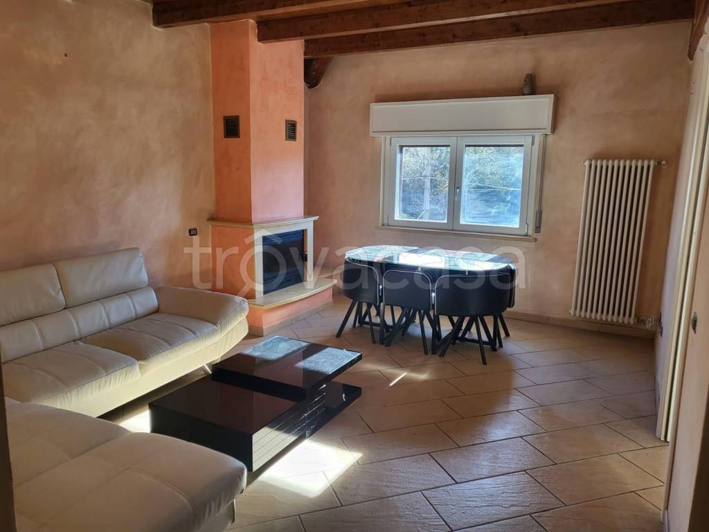 appartamento in vendita a Malnate