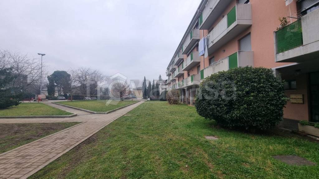 appartamento in vendita a Malnate