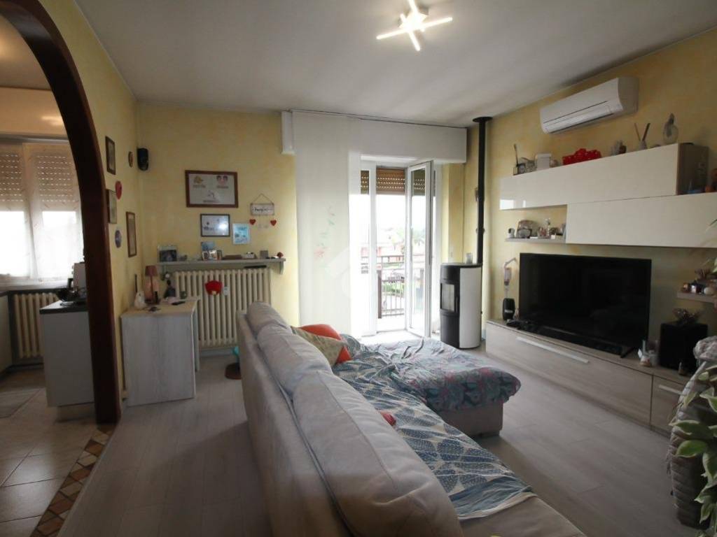 appartamento in vendita a Malnate