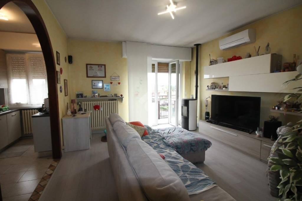 appartamento in vendita a Malnate