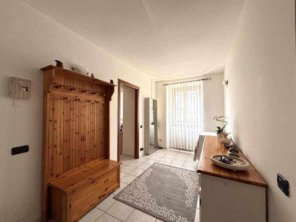 appartamento in vendita a Malnate