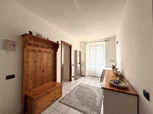 appartamento in vendita a Malnate