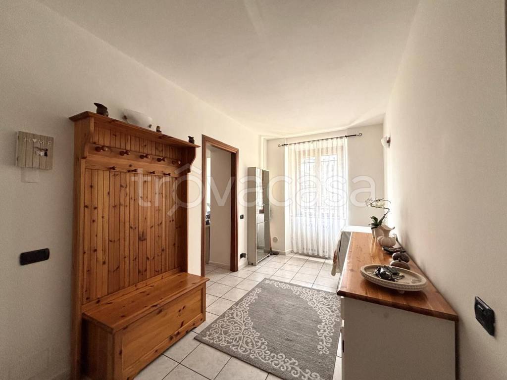 appartamento in vendita a Malnate