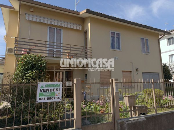 casa indipendente in vendita a Malnate