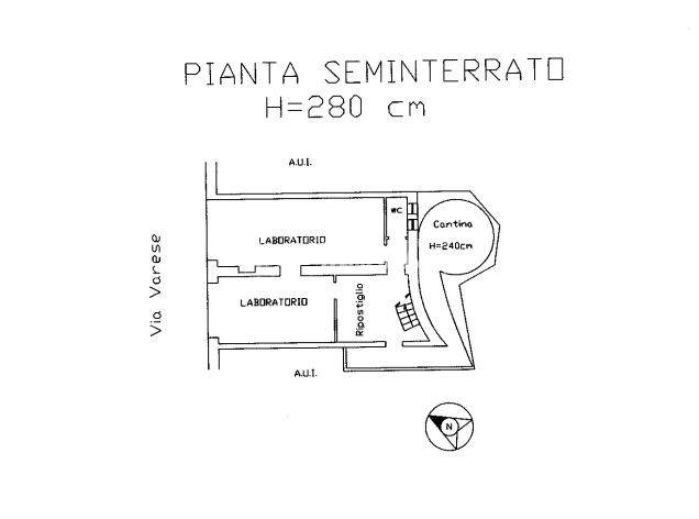 locale commerciale in vendita a Malnate