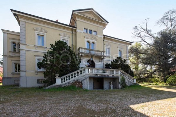 villa in vendita a Malnate