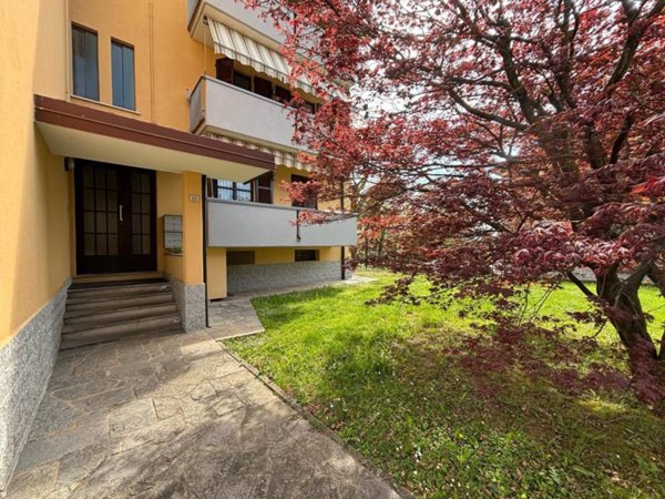 appartamento in vendita a Malnate