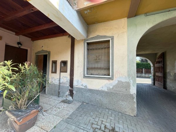 appartamento in vendita a Malnate