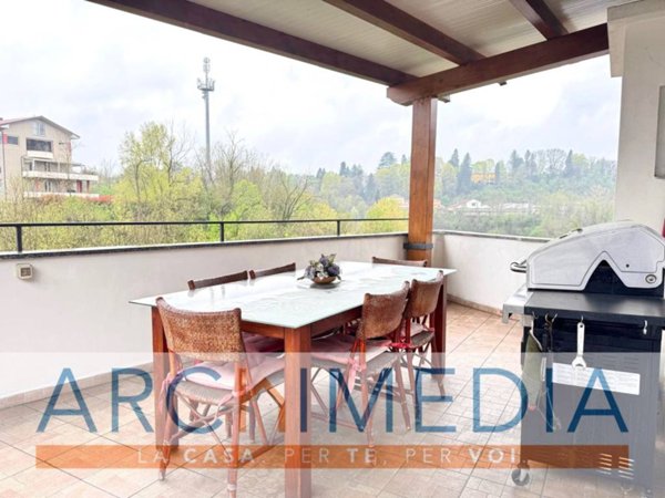 appartamento in vendita a Malnate