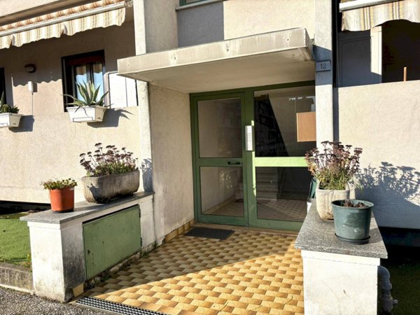 appartamento in vendita a Malnate