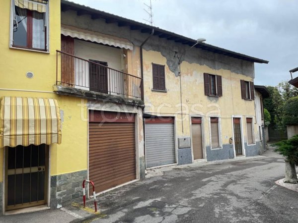 appartamento in vendita a Malnate