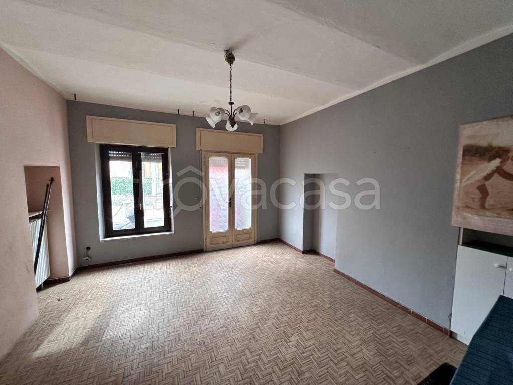 appartamento in vendita a Malnate