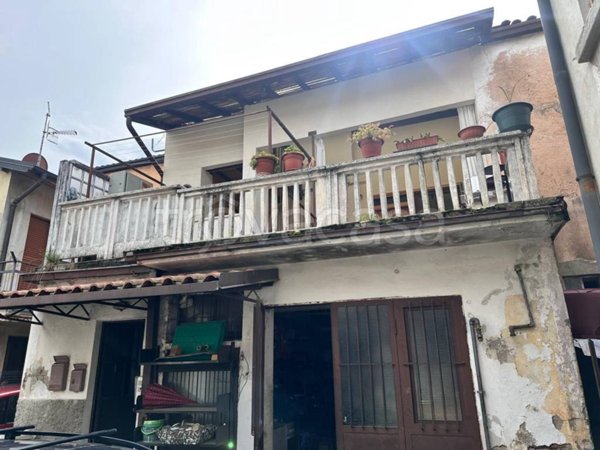 appartamento in vendita a Malnate