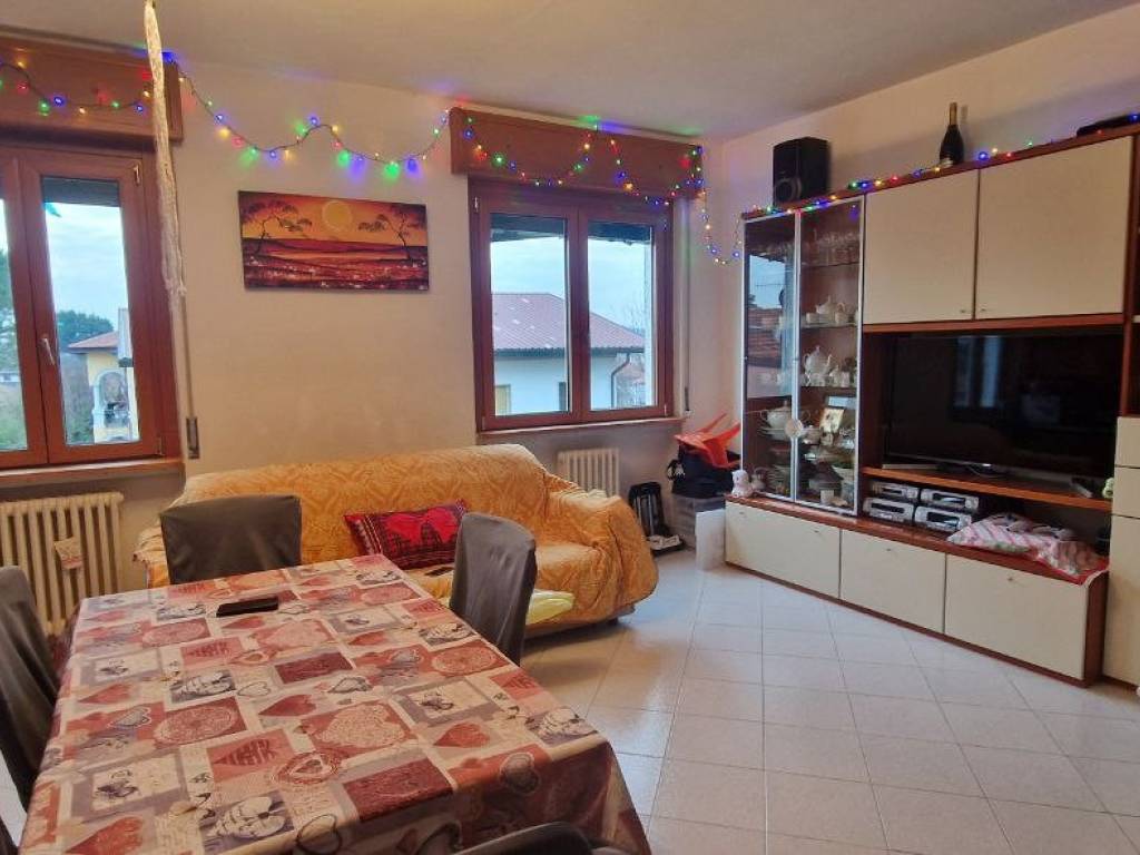 appartamento in vendita a Malnate