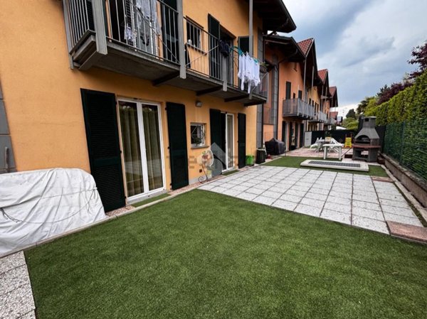 appartamento in vendita a Malnate