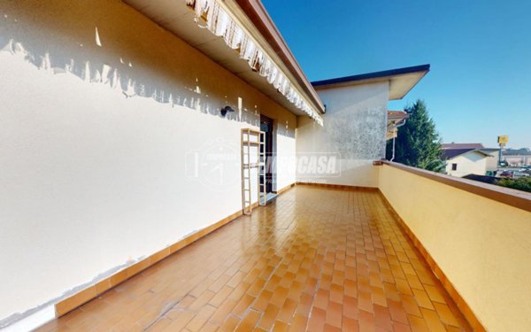 appartamento in vendita a Malnate