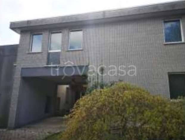 negozio in vendita a Malnate