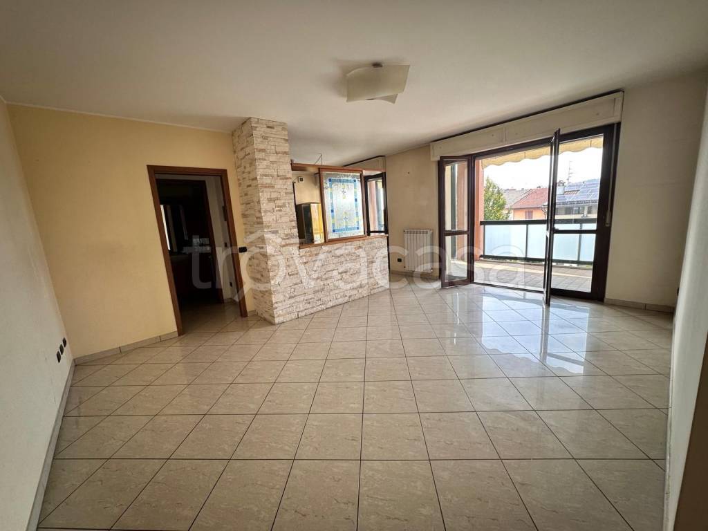 appartamento in vendita a Malnate