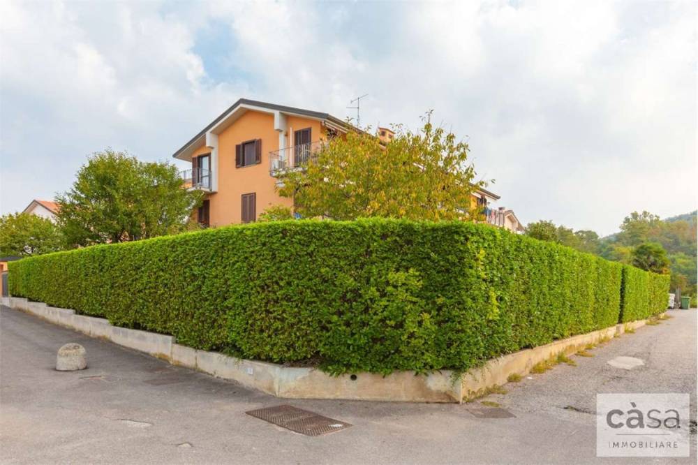 appartamento in vendita a Malnate