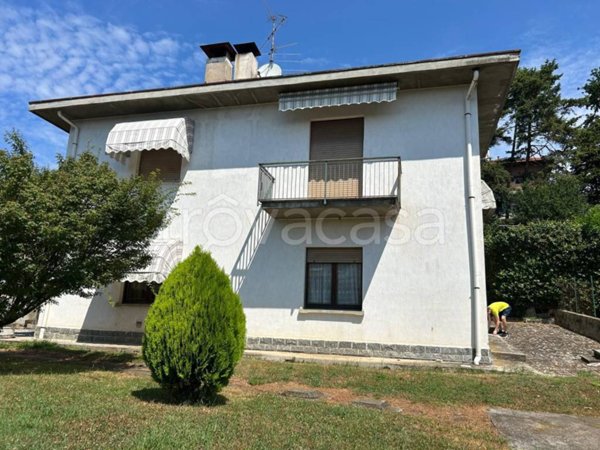 casa indipendente in vendita a Malnate