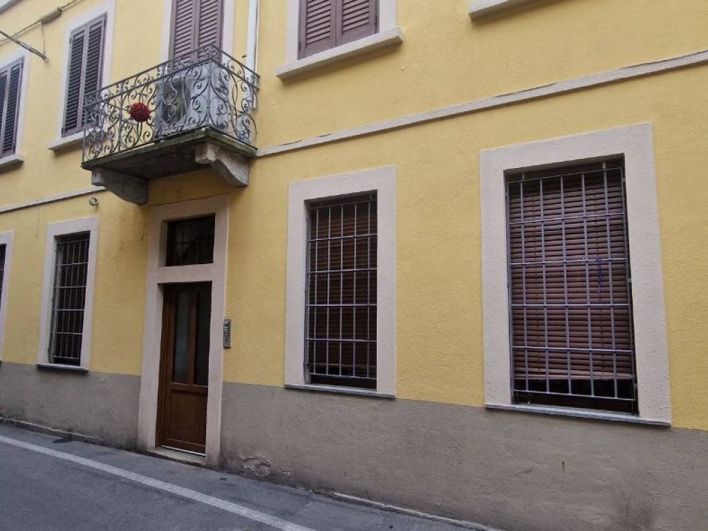 appartamento in vendita a Malnate