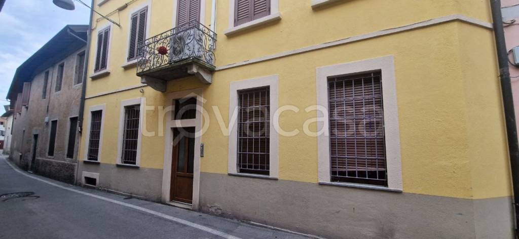 appartamento in vendita a Malnate