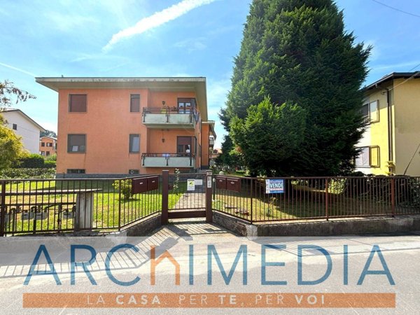 appartamento in vendita a Malnate