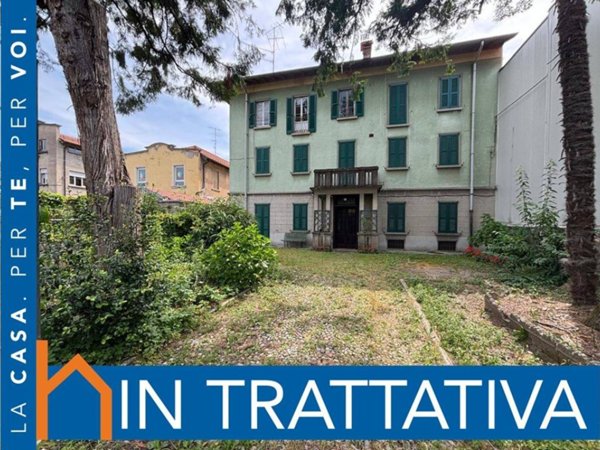 appartamento in vendita a Malnate