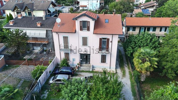 appartamento in vendita a Malnate