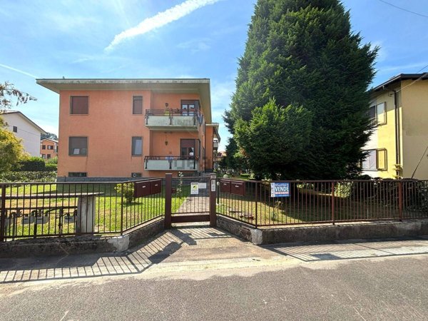 appartamento in vendita a Malnate