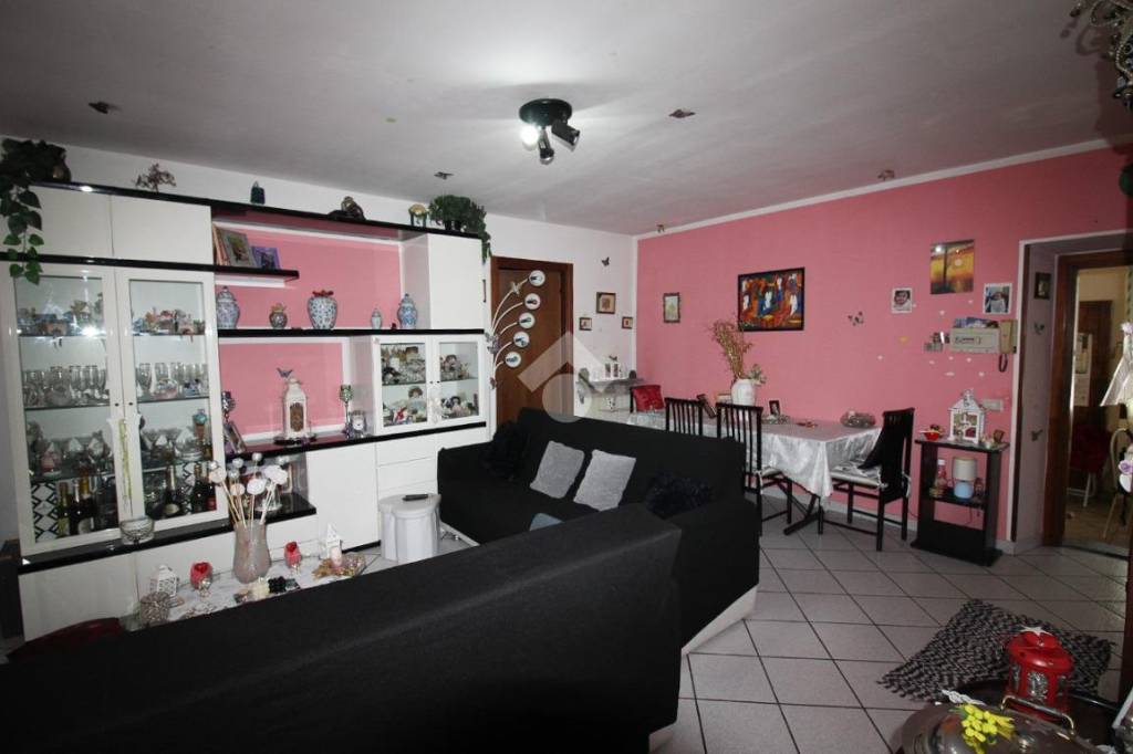 appartamento in vendita a Malnate