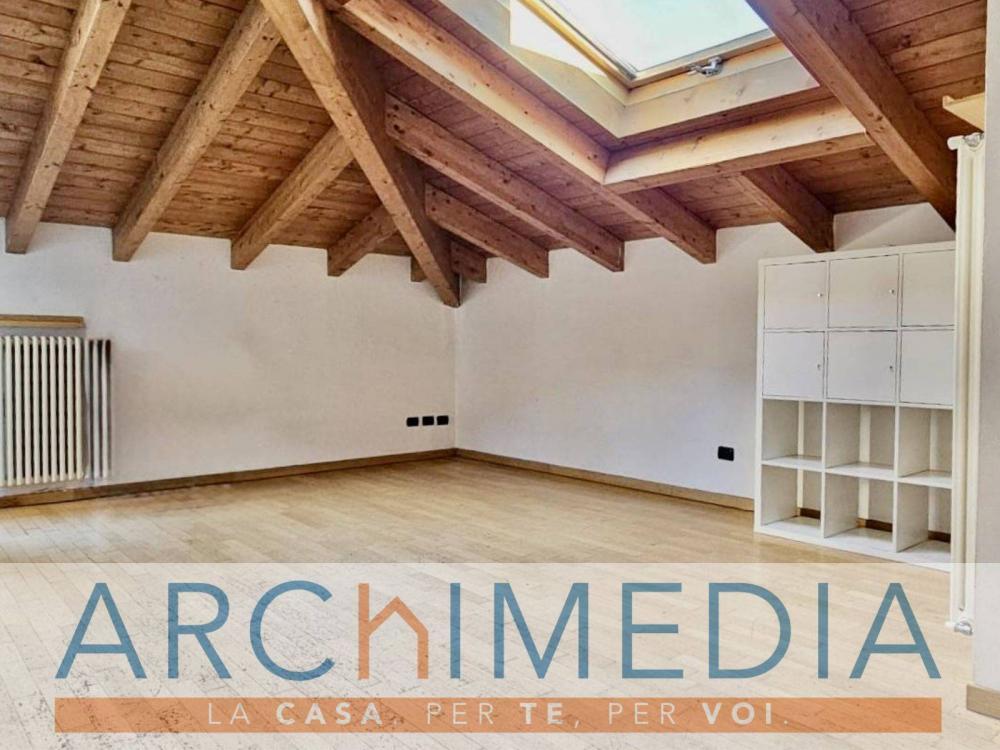 appartamento in vendita a Malnate