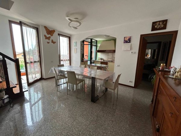 appartamento in vendita a Malnate