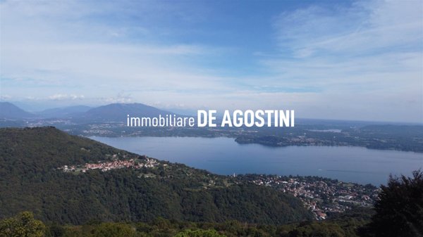 casa indipendente in vendita a Malnate in zona San Salvatore