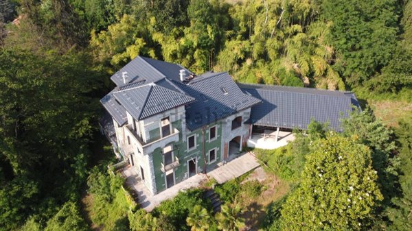 villa in vendita a Malnate